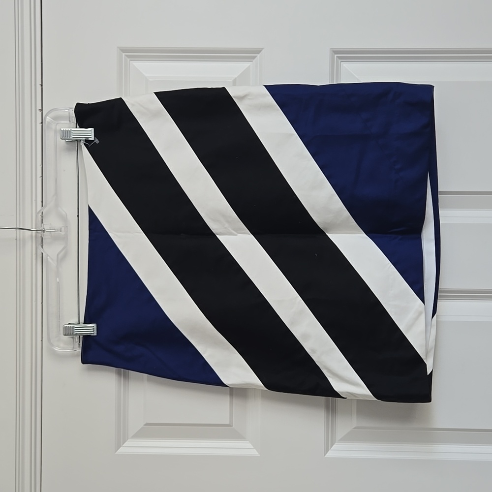 White House Black Market Skirt